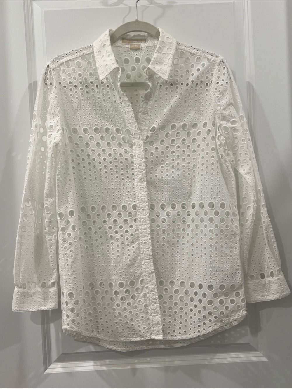 Michael Kors women White Eyelet Button-Up Shirt  M/P EXCELLENT